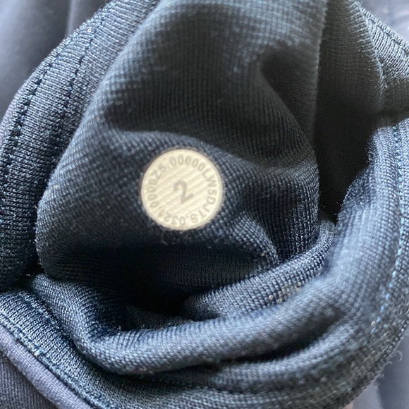 LuluLemon Legs - Picture 4 of 4